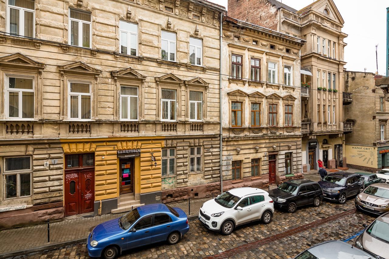 Designer Apartment Зі Світлом! Lviv Bagian luar foto